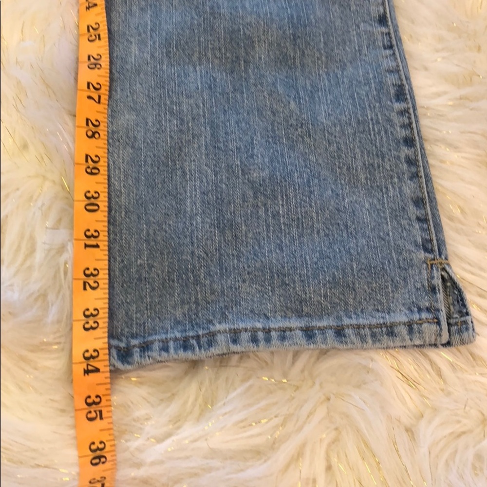 RETRO Wrangler Light Wash Jeans - Picture 4 of 5